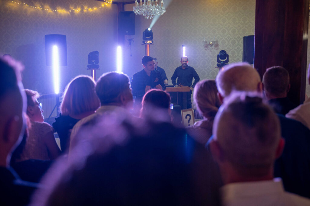 Pokazy iluzjonisty dla firm w Warszawie, Krakowie czy Wrocławiu