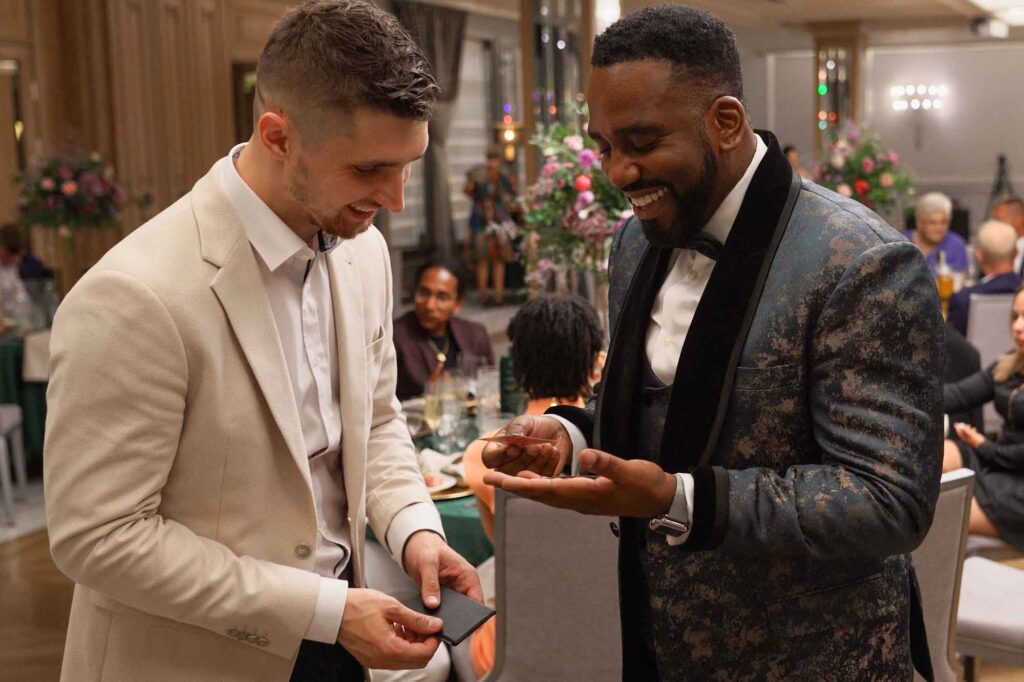 Pokaz iluzjonisty Karola Sanetti w Poznaniu to gwarancja zadowolenia gości